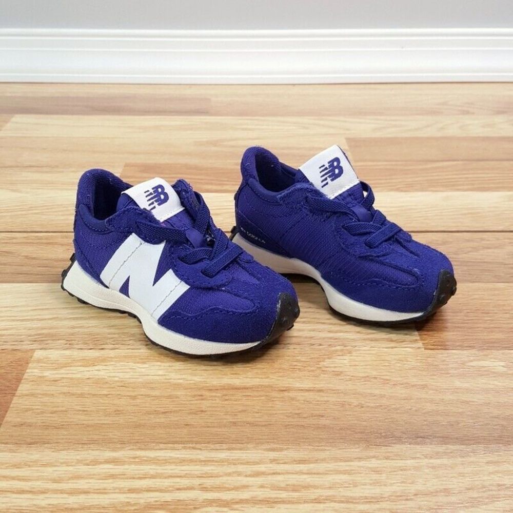 NEW BALANCE Baby Sneaker Size 4 Victory Blue 327 Low Top